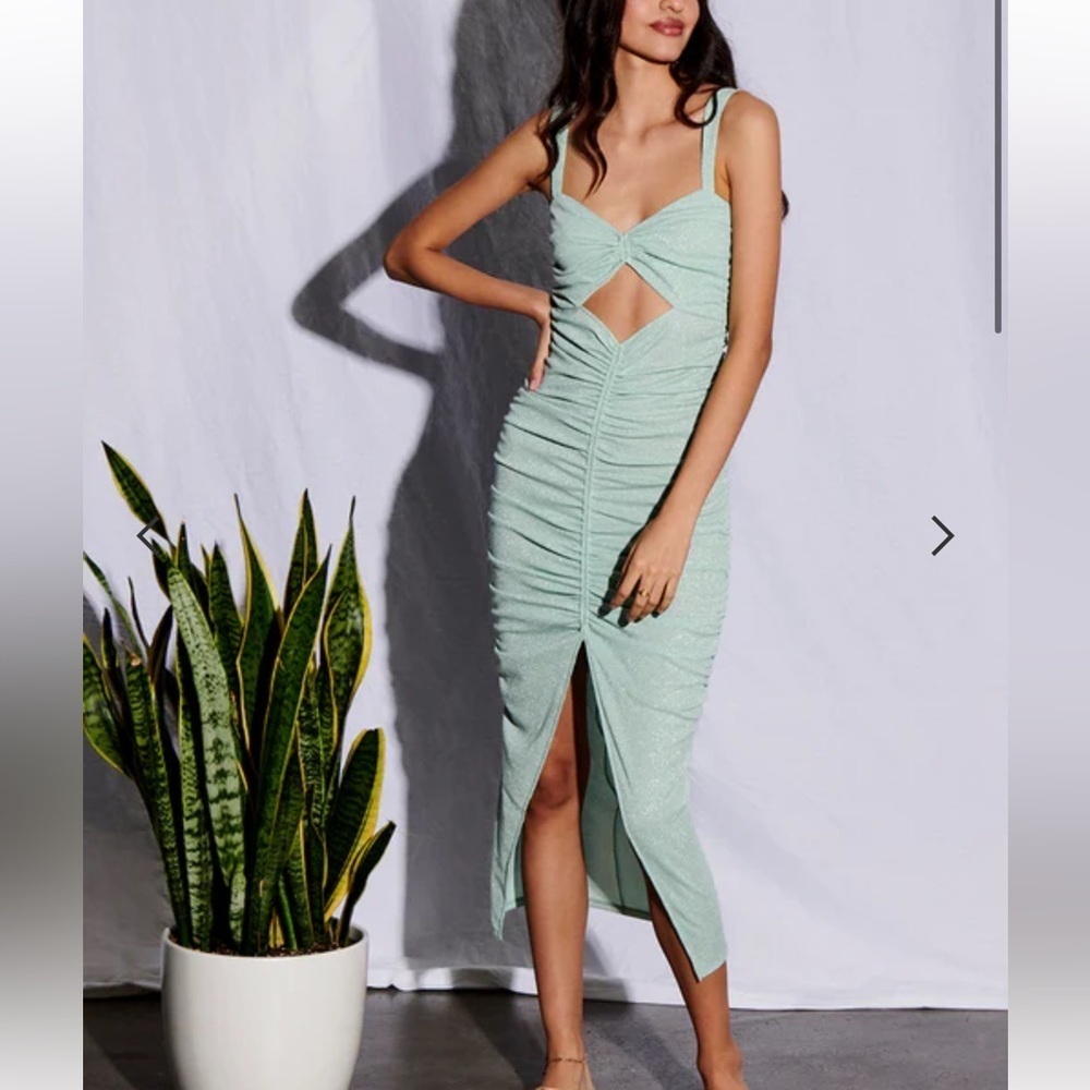 Saylor Merilyn Dress In Mint Shimmer Size Xs